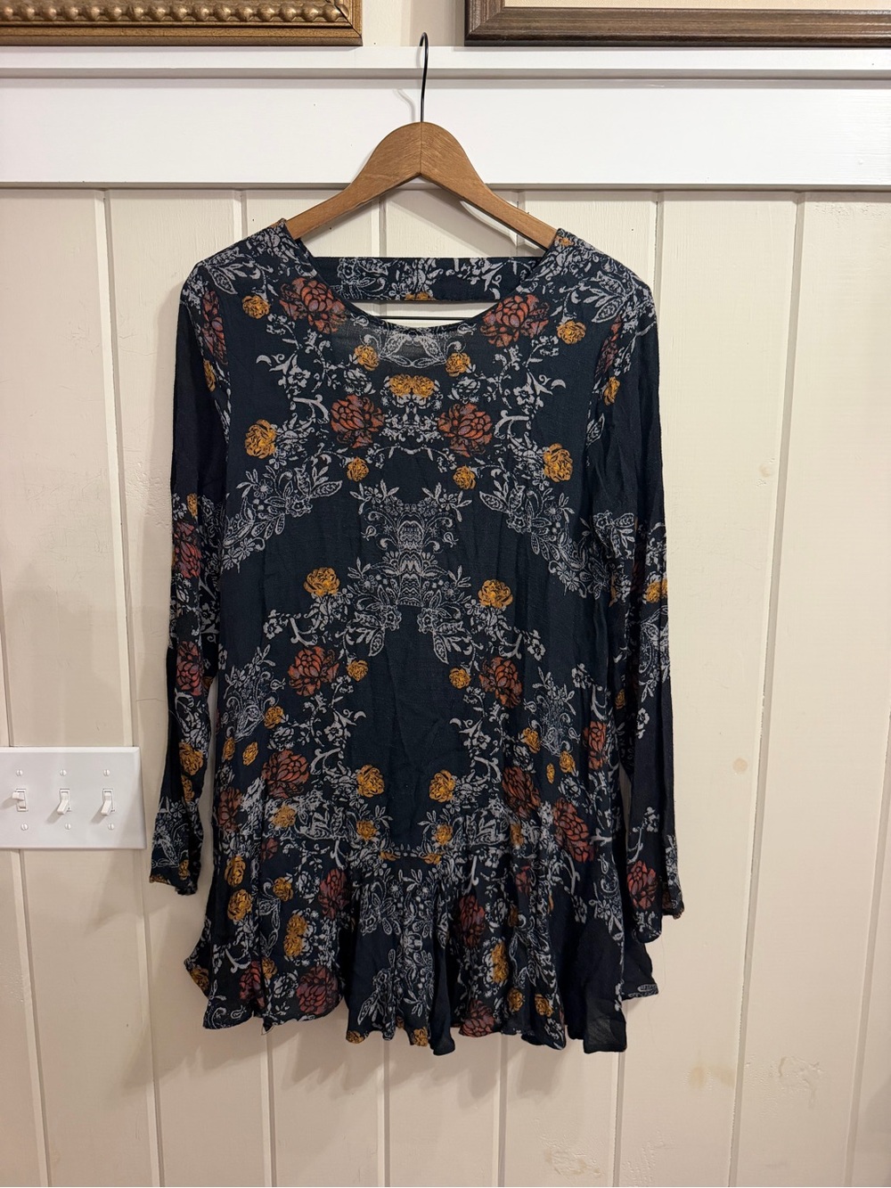 Free People Black Floral Ruffle-Hem Open Back Long Sleeve Mini Dress, Size S